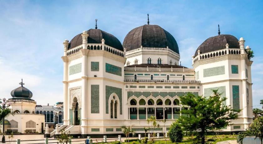 Grand Antares Hotel Medan Exterior foto