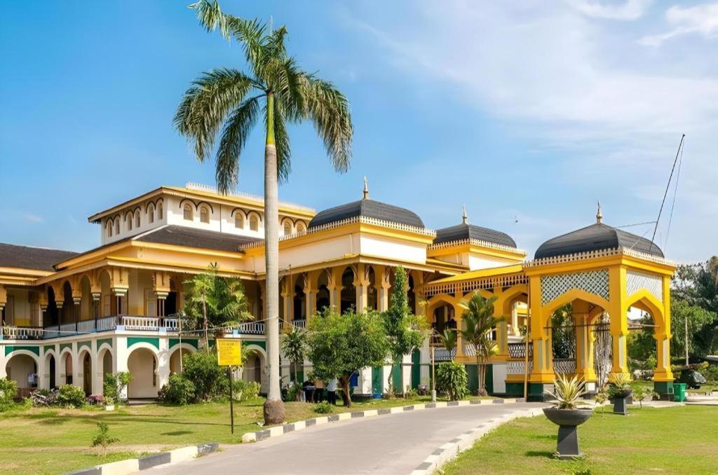 Grand Antares Hotel Medan Exterior foto